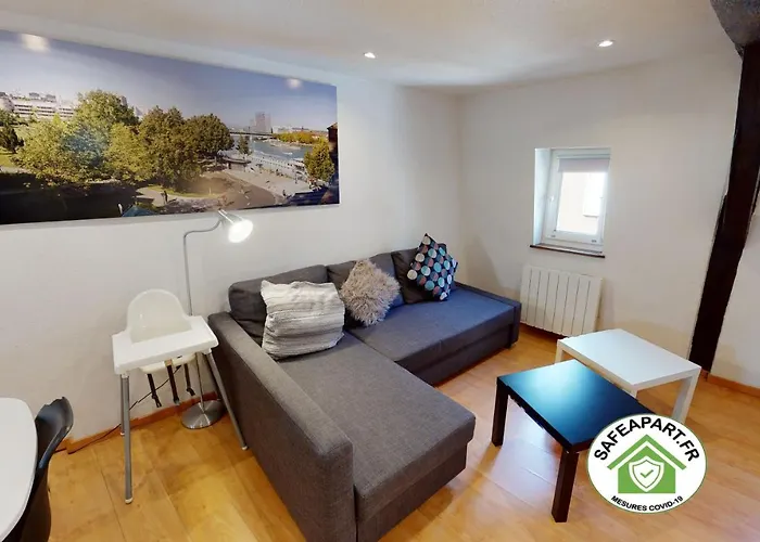 公寓 Spacious Duplex Center