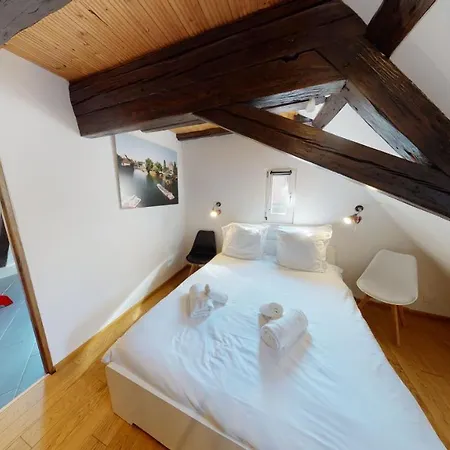 Lejlighed Spacious Duplex Center