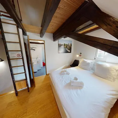 Lejlighed Spacious Duplex Center